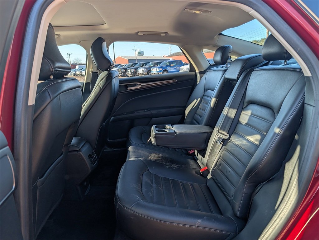 Certified 2017 Ford Fusion SE w/ Equipment Group 202A image 11