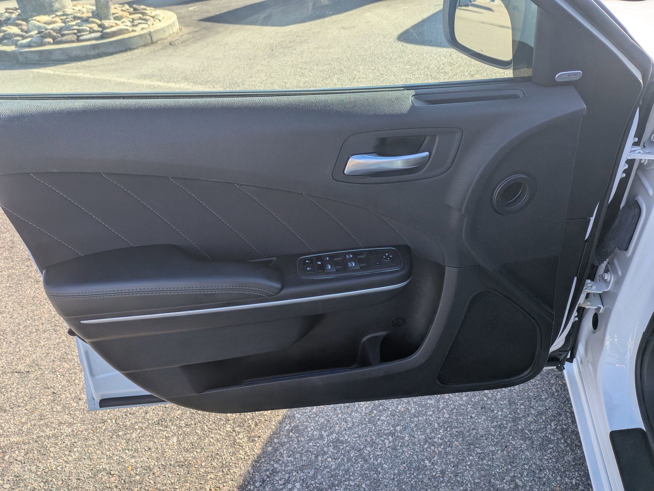 Used 2023 Dodge Charger SXT image 12