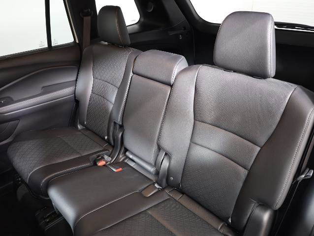 Used 2022 Honda Passport Elite image 11