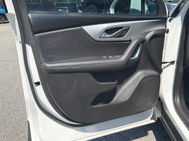 Used 2020 Chevrolet Blazer LT FWD image 12