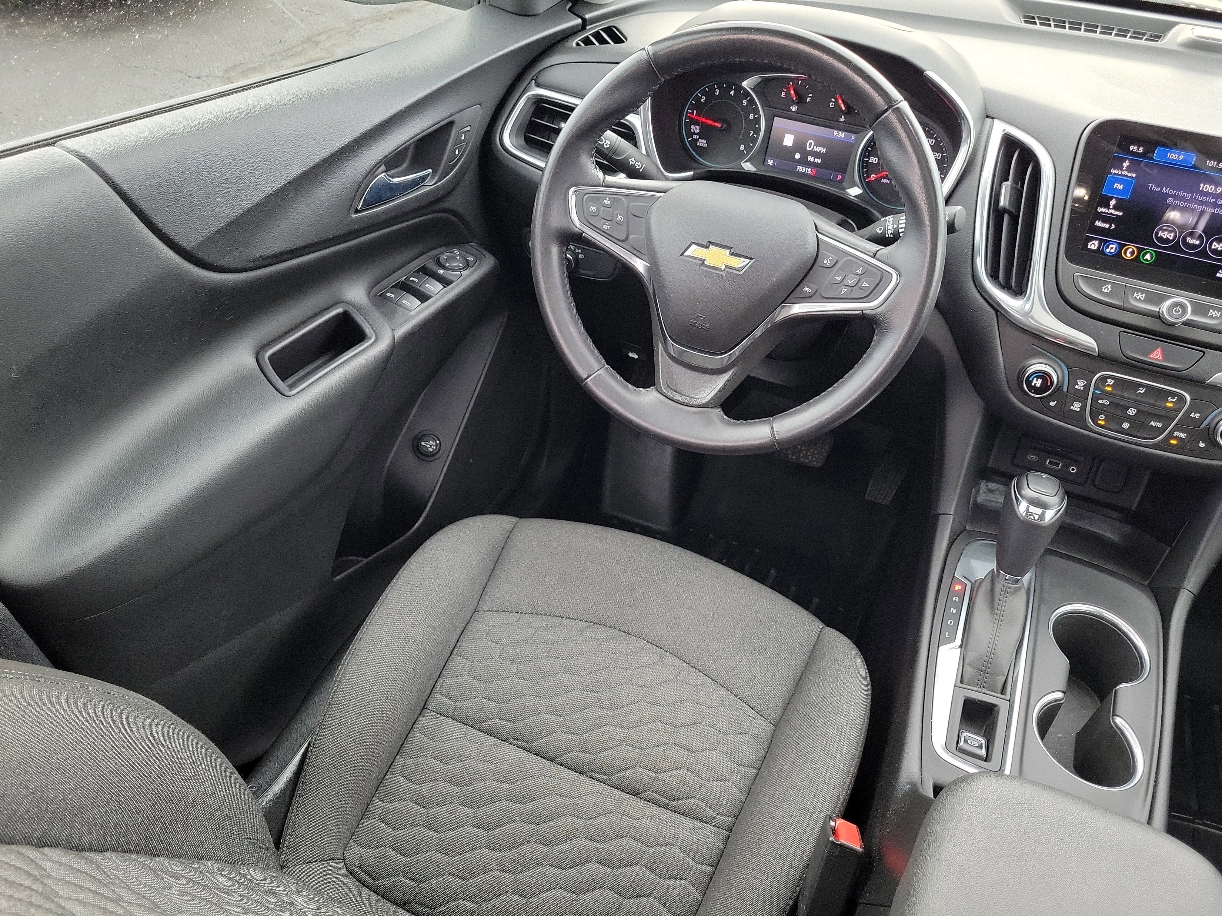 Used 2019 Chevrolet Equinox LT w/ Sun & Navigation Package image 13