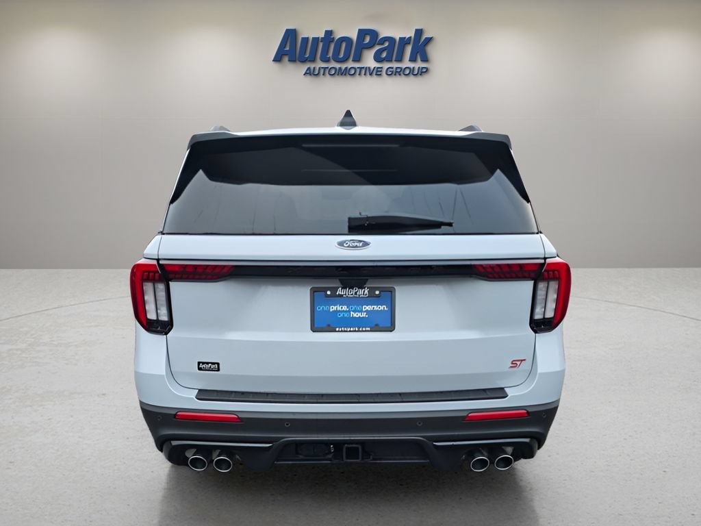 Certified 2026 Ford Explorer ST AWD/4WD image 6