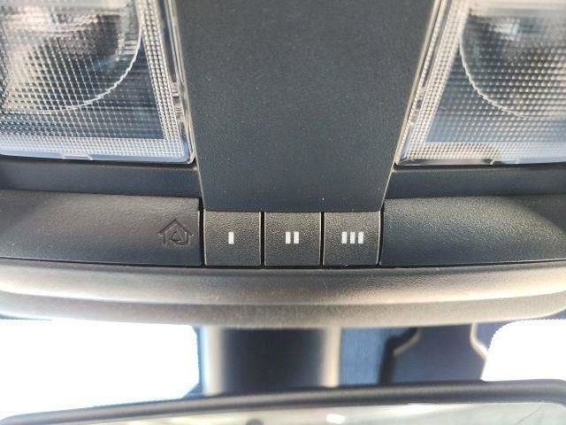 Used 2020 Dodge Challenger R/T w/ Blacktop Package image 35