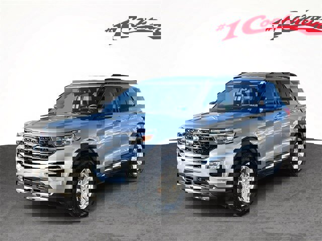 Certified 2022 Ford Explorer XLT w/ Equipment Group 202A image 1