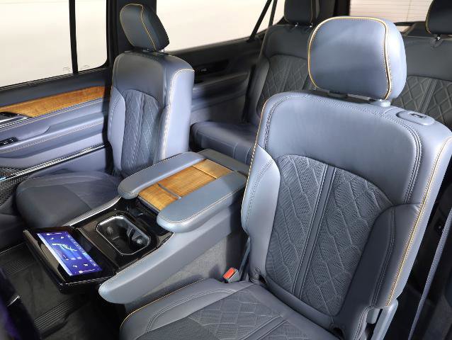 Used 2023 Jeep Grand Wagoneer L Series III w/ Rear Seat Video Group 1 image 13