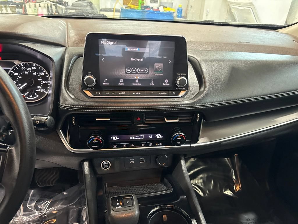 Used 2022 Nissan Rogue SV AWD/4WD image 15