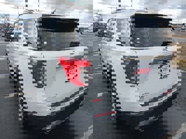 Certified 2023 Ford Explorer Limited w/ Equipment Group 301A image 6