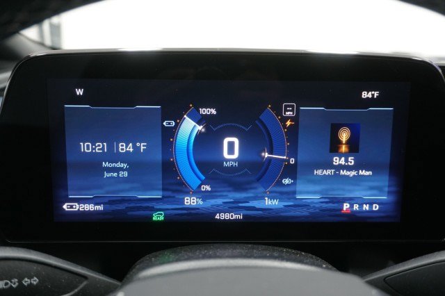 Used 2025 Chevrolet Equinox EV LT w/ Convenience Package FWD image 28