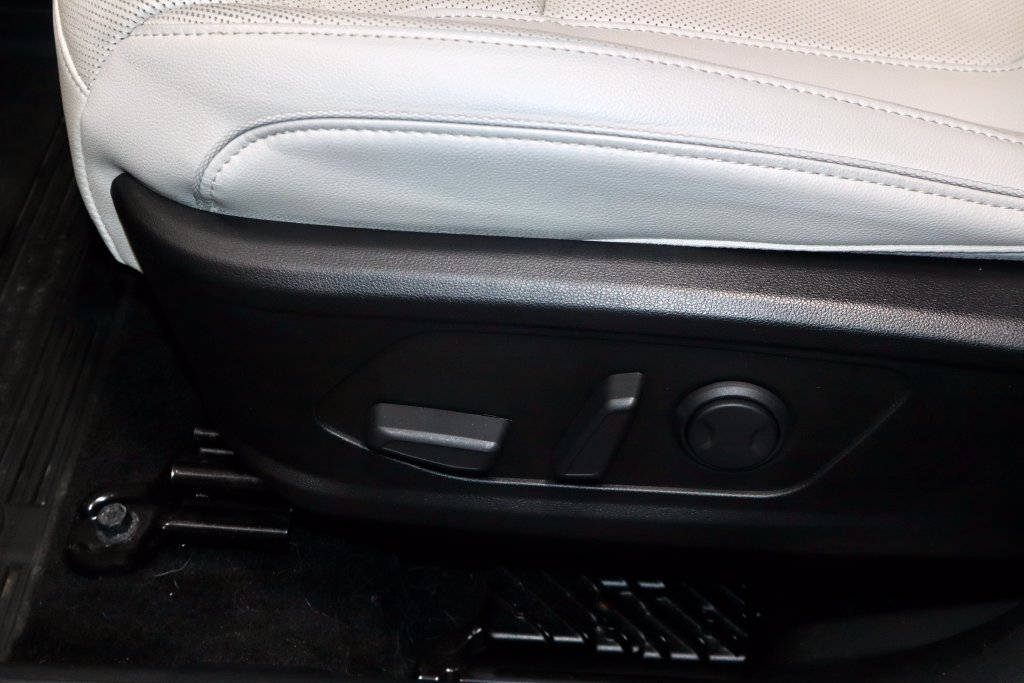 Used 2024 Hyundai Tucson Limited AWD/4WD image 25