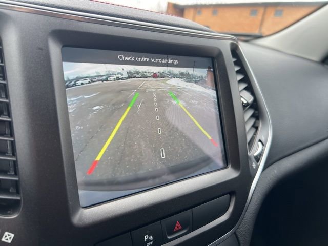 Used 2020 Jeep Cherokee Trailhawk w/ Cold Weather Group image 14