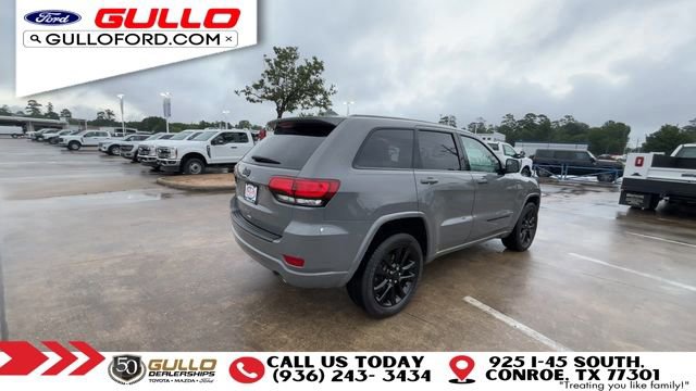 Used 2022 Jeep Grand Cherokee Laredo X AWD/4WD image 8