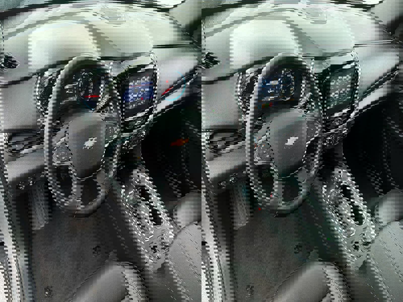 Used 2023 Chevrolet Traverse LT image 10