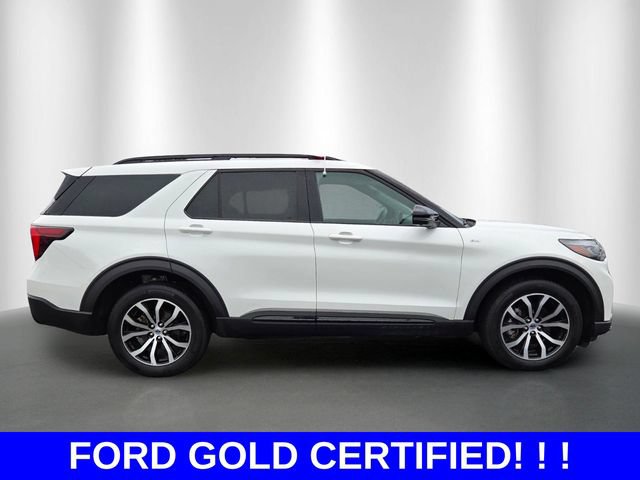 Certified 2025 Ford Explorer ST-Line AWD/4WD image 6