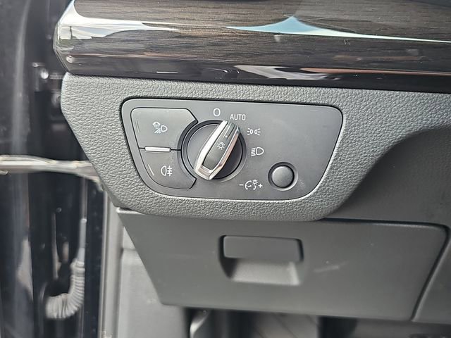 Used 2019 Audi Q5 2.0T Premium w/ Convenience Package AWD/4WD image 32