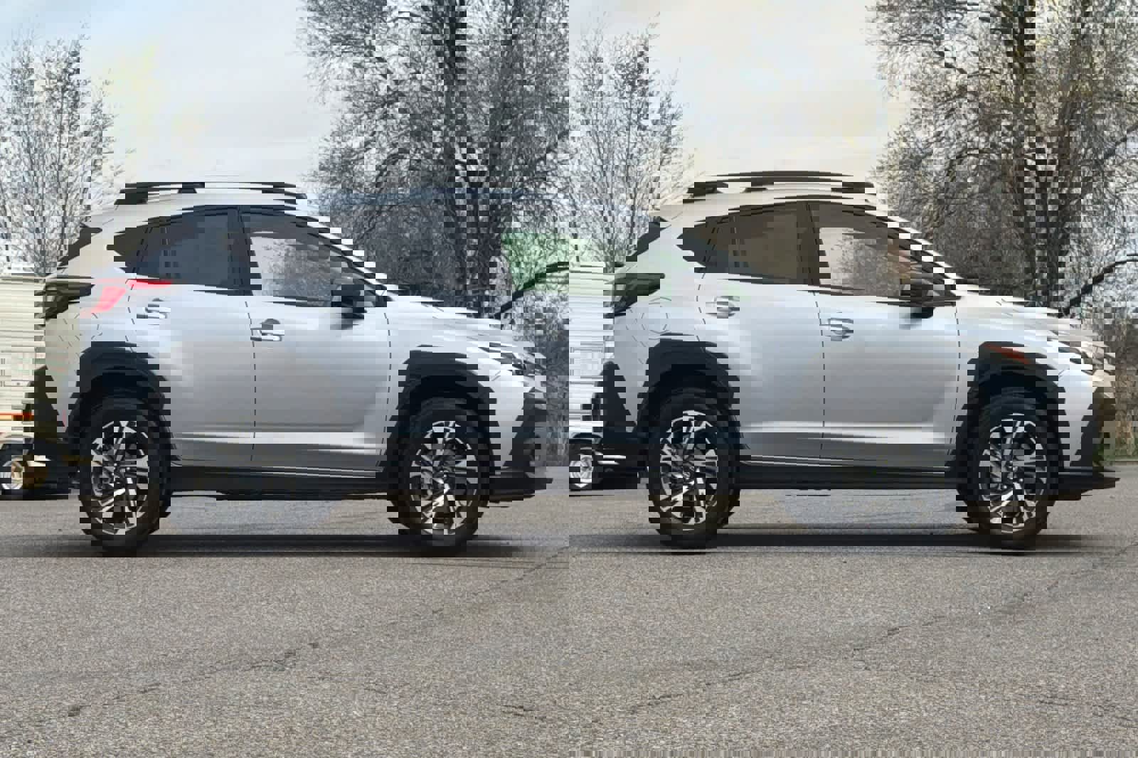 Used 2025 Subaru Crosstrek 2.0i Premium w/ Crosstrek Mirror Package image 6