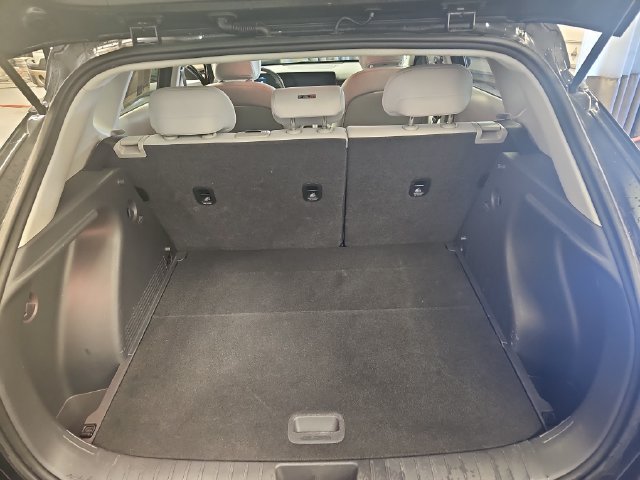 Used 2025 Hyundai Kona SEL FWD image 12
