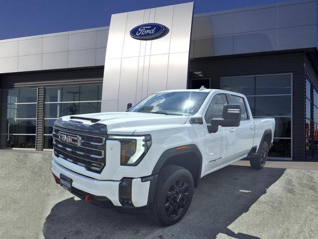 Used 2025 GMC Sierra 2500 AT4 AWD/4WD image 4