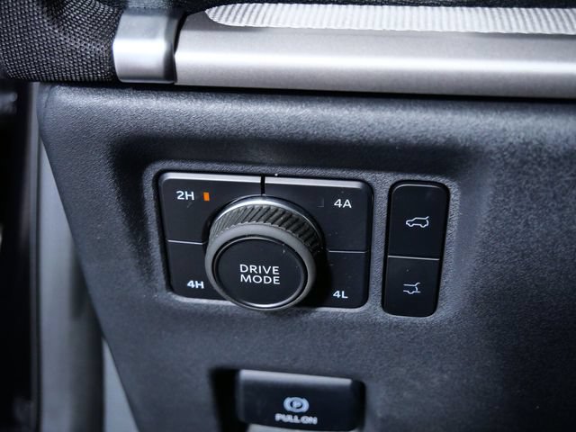 Certified 2025 Ford Expedition Active AWD/4WD image 28