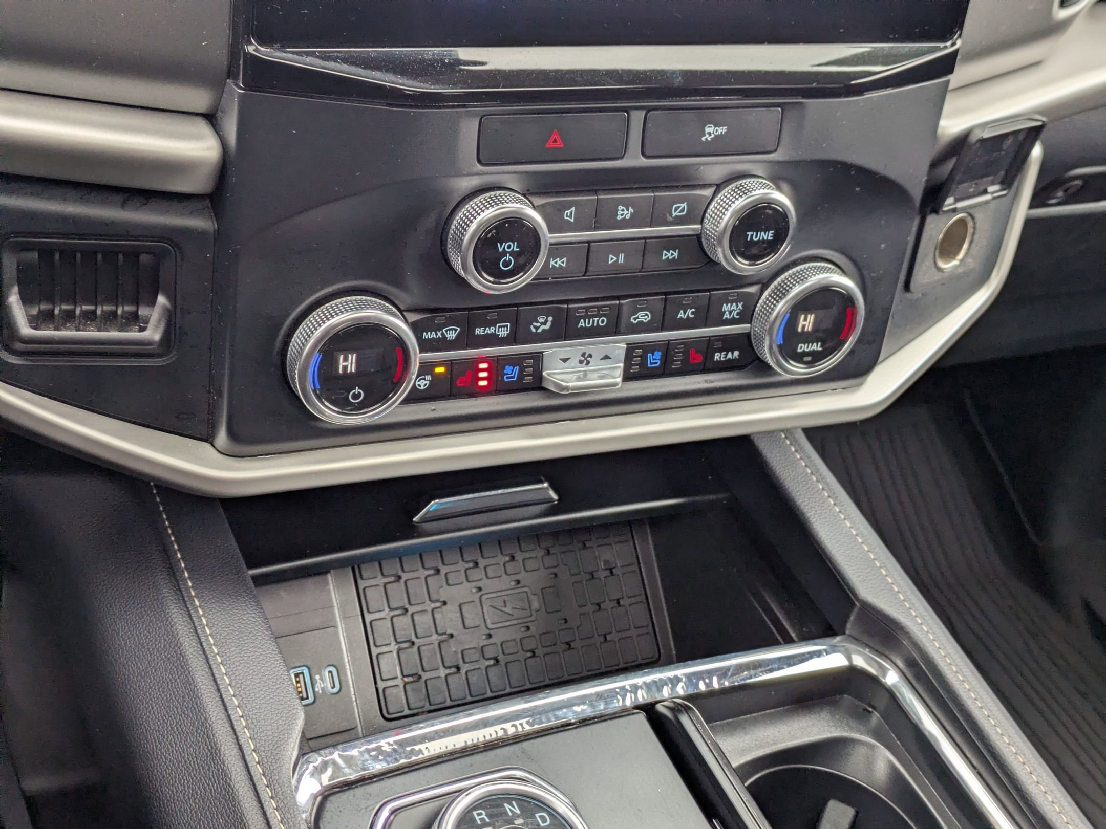 Certified 2023 Ford Expedition Max XLT image 22