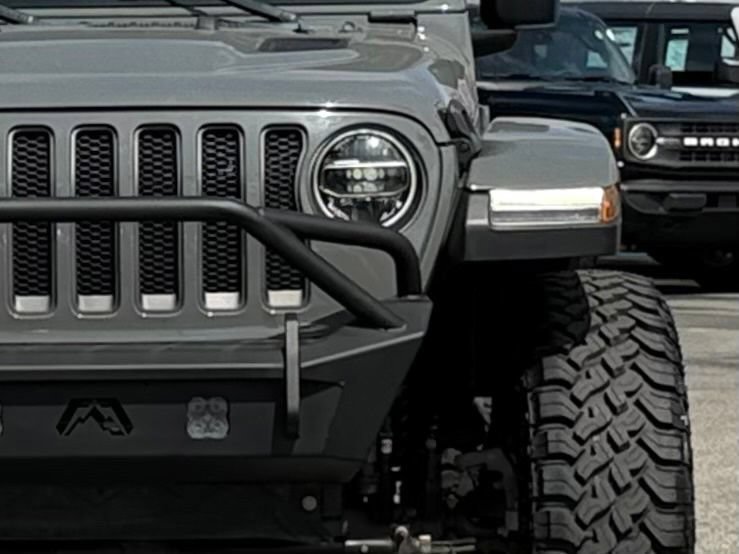 Used 2021 Jeep Wrangler Unlimited Rubicon w/ LED Lighting Group AWD/4WD image 12