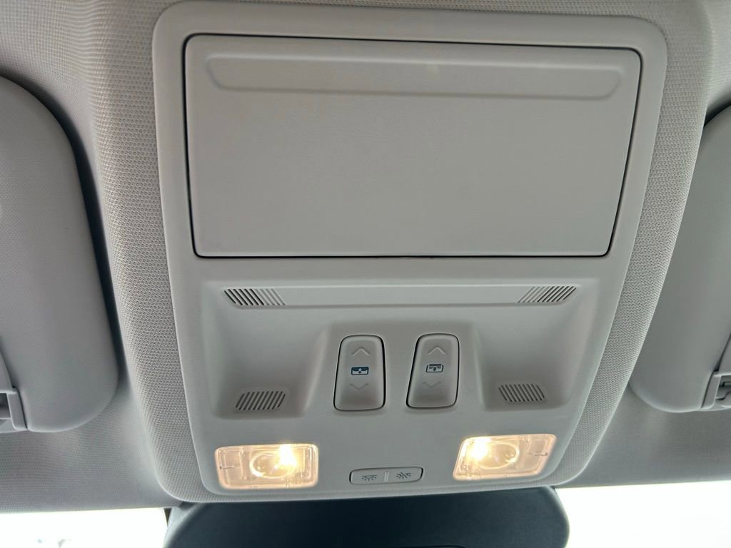 Certified 2023 Ford Escape Platinum w/ Premium Technology Package image 33