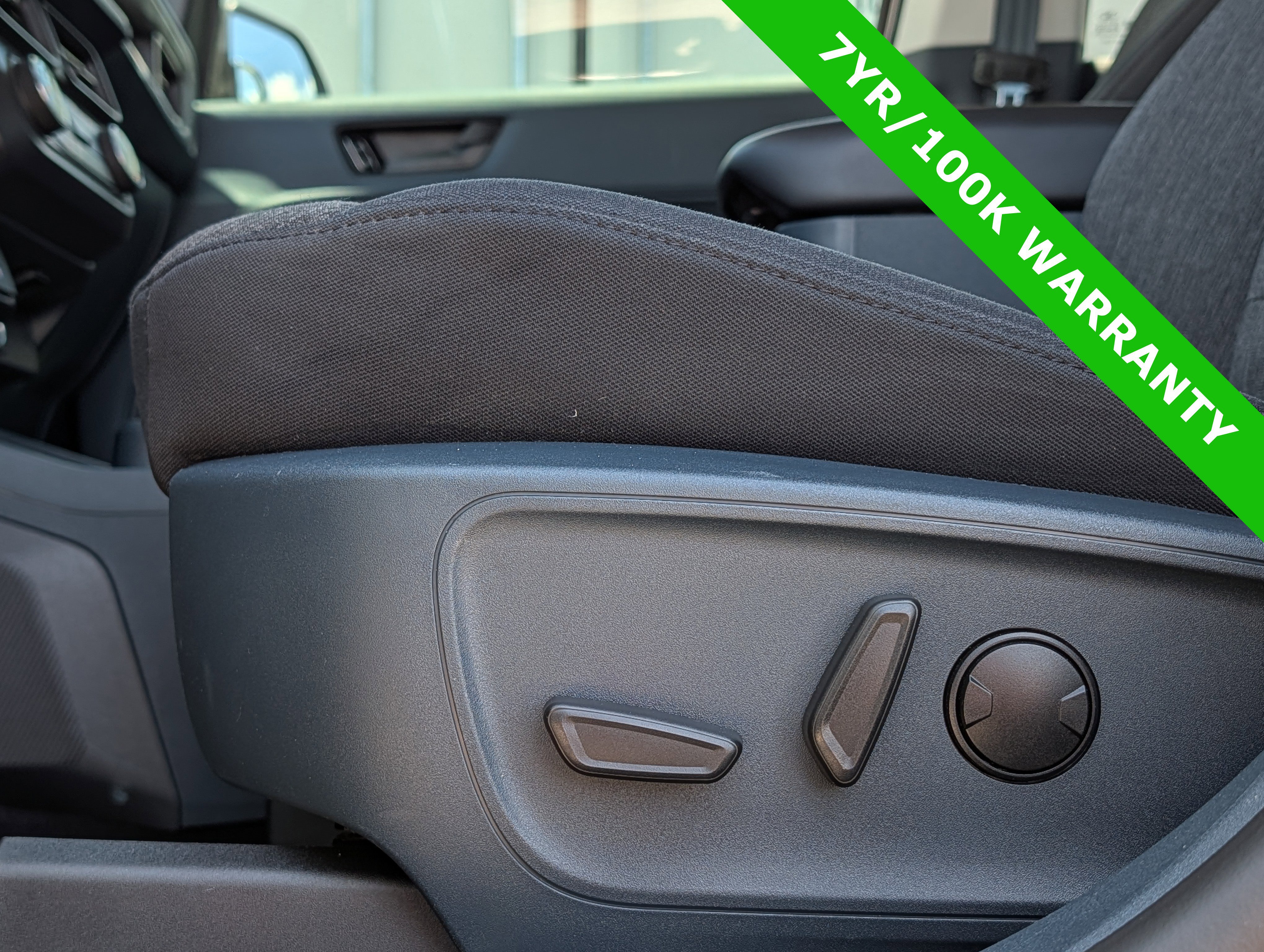Certified 2024 Ford Maverick XLT w/ XLT Luxury Package FWD image 25