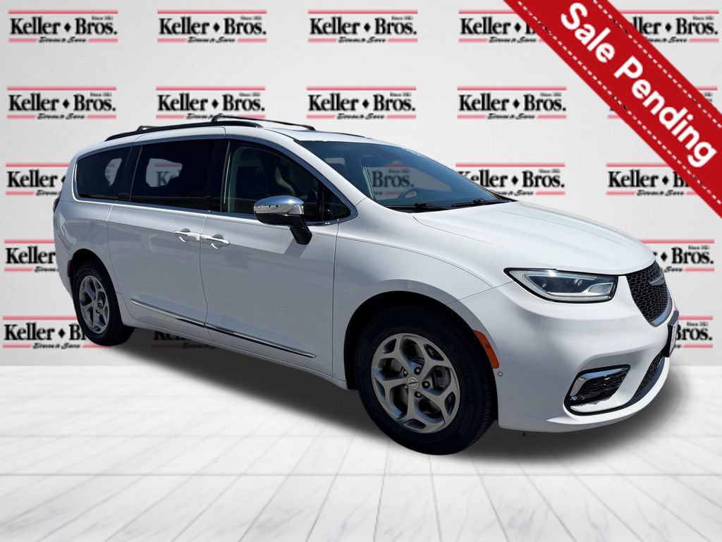 Used 2023 Chrysler Pacifica Limited