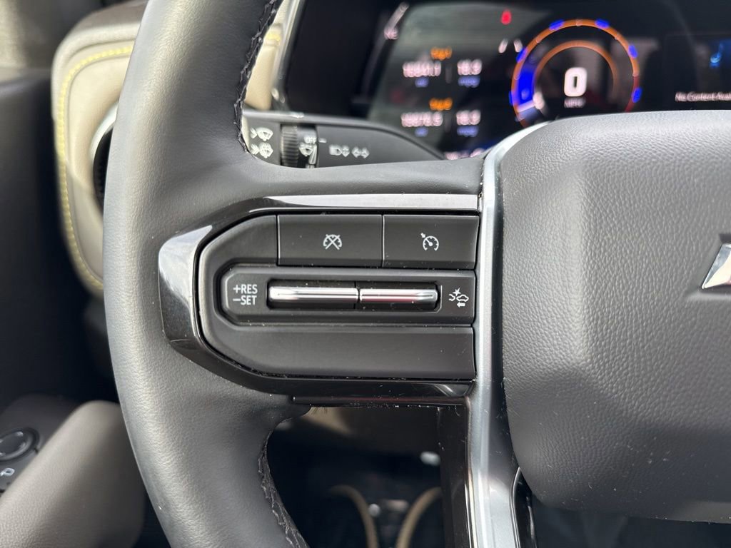 Used 2023 Chevrolet Colorado ZR2 w/ ZR2 Convenience Package III image 22