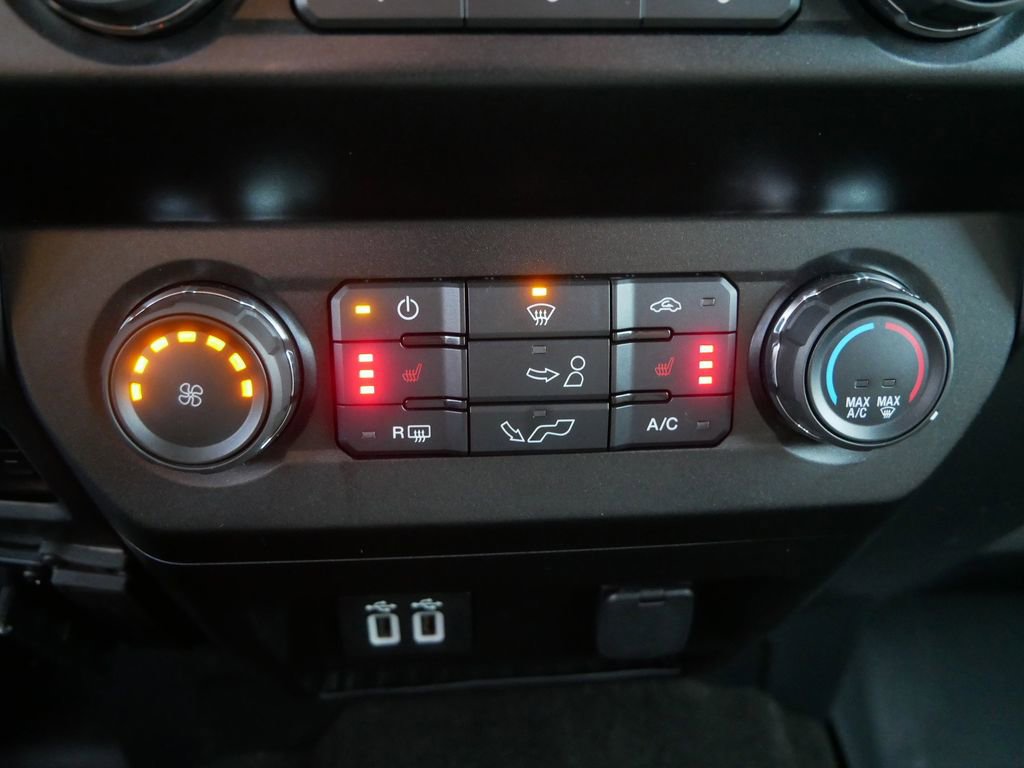 Certified 2020 Ford F150 XLT w/ Equipment Group 302A Luxury AWD/4WD image 24