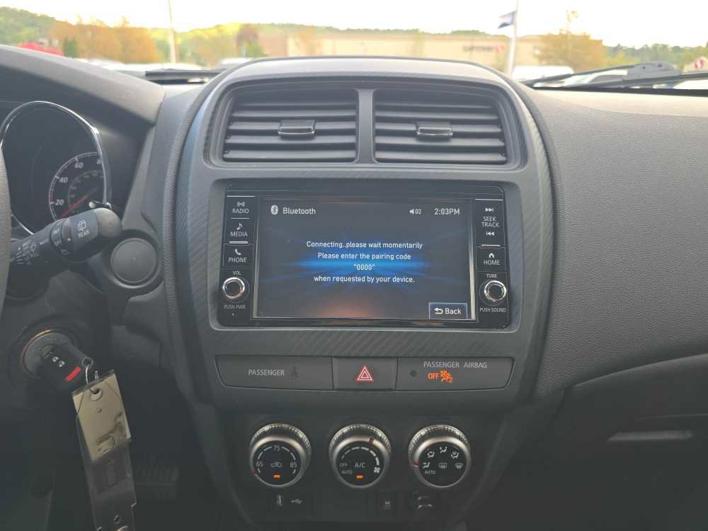 Used 2025 Mitsubishi Outlander Sport ES AWD/4WD image 12