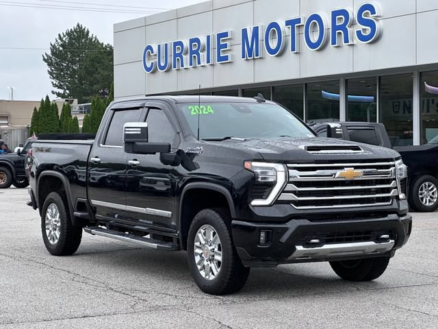 Used 2024 Chevrolet Silverado 2500 High Country AWD/4WD image 1