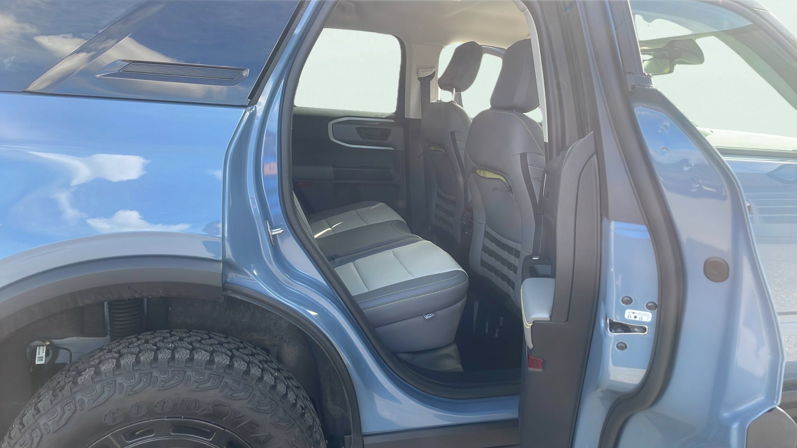 Certified 2025 Ford Bronco Sport Badlands w/ Sasquatch Badlands Package AWD/4WD image 13