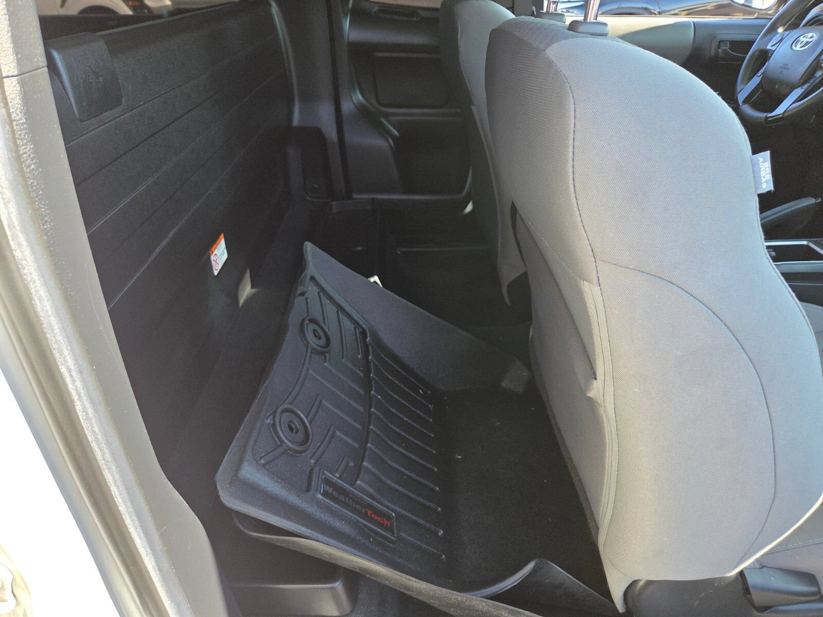 Used 2022 Toyota Tacoma SR RWD image 14