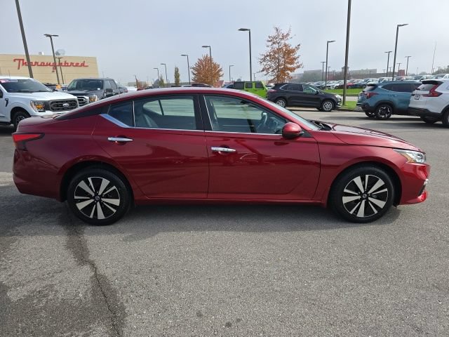 Used 2021 Nissan Altima 2.5 SV AWD/4WD image 6