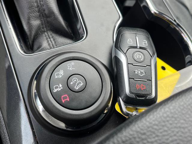 Certified 2017 Ford Explorer XLT w/ Equipment Group 202A image 16