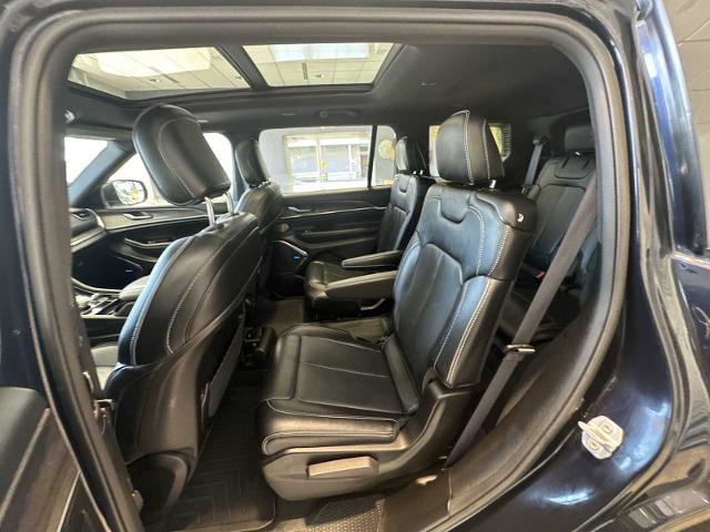 Used 2023 Jeep Grand Cherokee L Overland AWD/4WD image 24