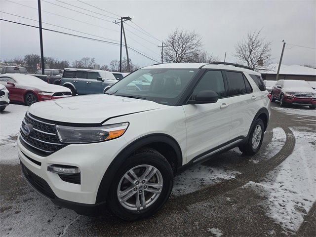 Certified 2022 Ford Explorer XLT w/ Equipment Group 202A image 14