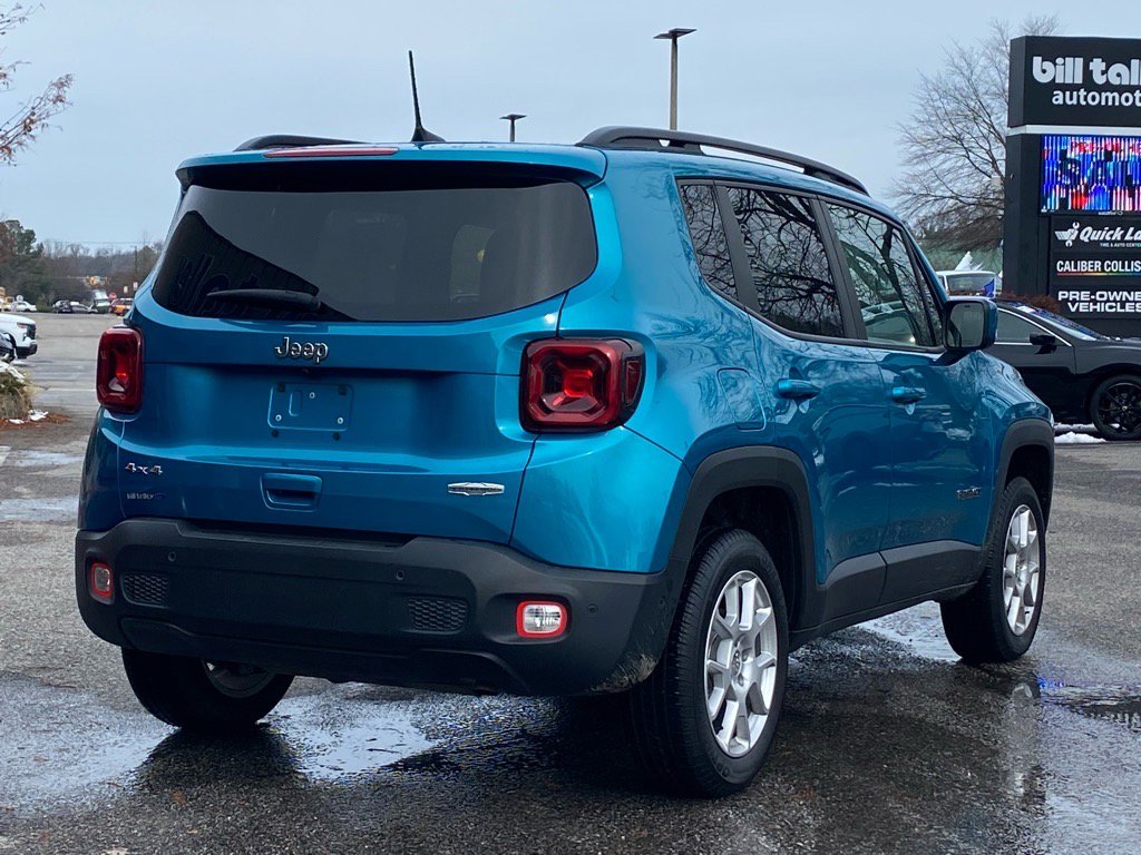 Used 2021 Jeep Renegade Latitude w/ Luxury Group I image 4
