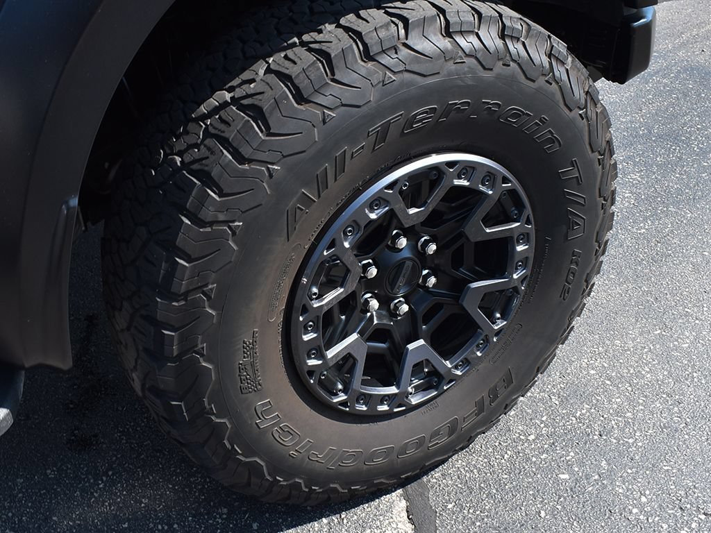Certified 2025 Ford F150 Raptor w/ Equipment Group 803A Raptor R AWD/4WD image 11