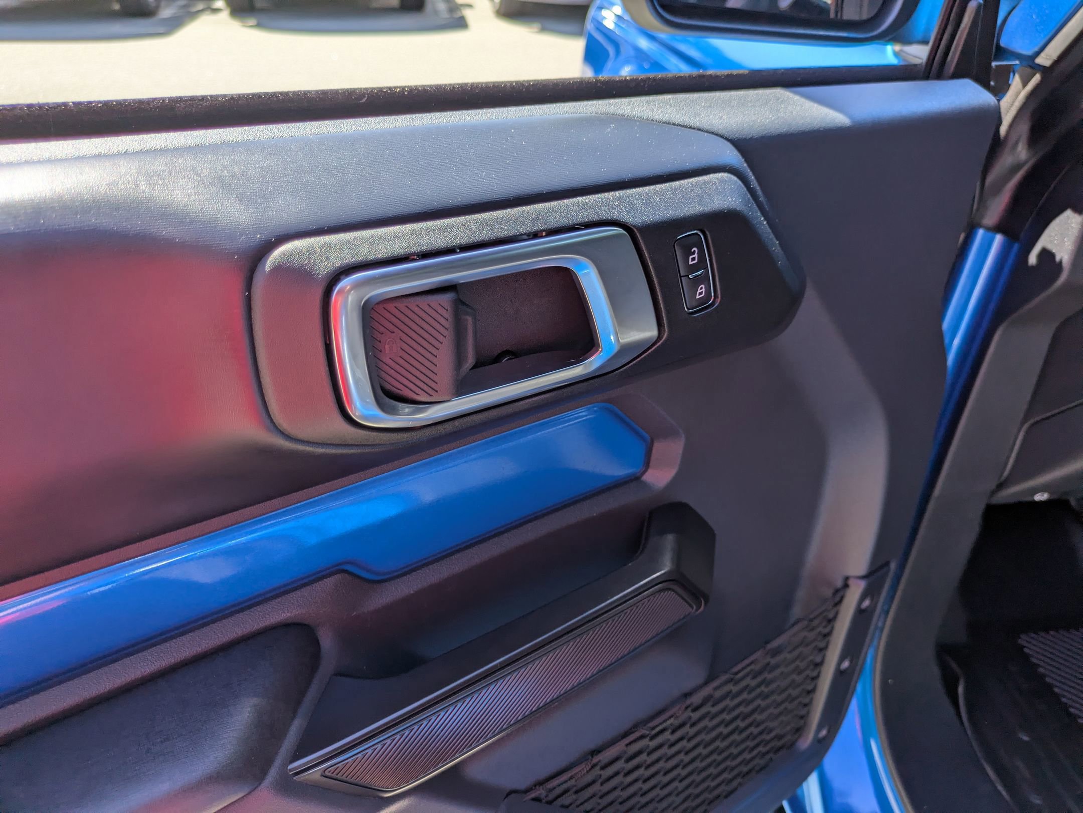 Certified 2025 Ford Bronco Badlands image 17