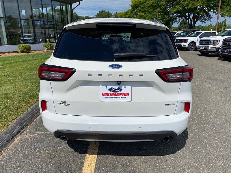 Certified 2023 Ford Escape ST-Line Select w/ Tech Pack #1 AWD/4WD image 8