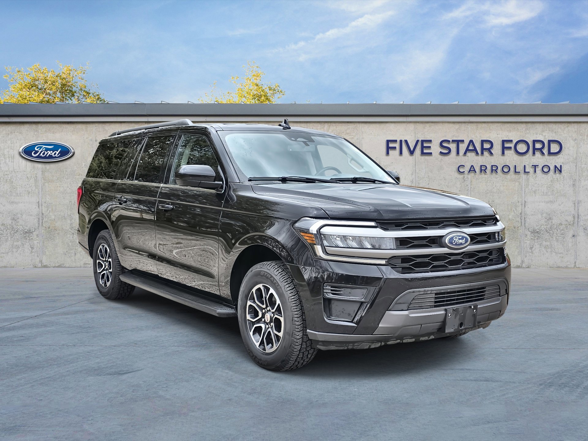 Certified 2024 Ford Expedition Max XLT image 7