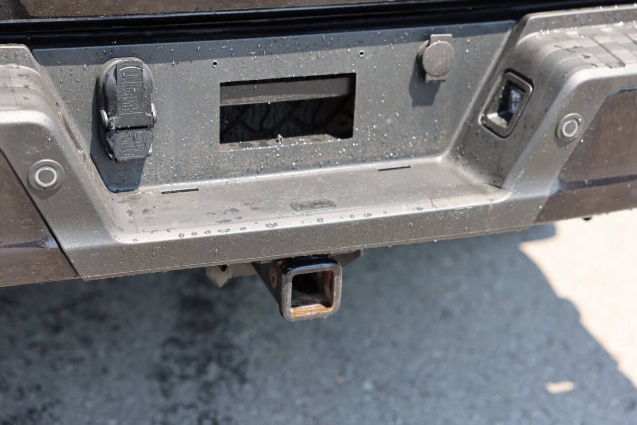 Certified 2022 Ford F150 XLT w/ Equipment Group 302A High image 35