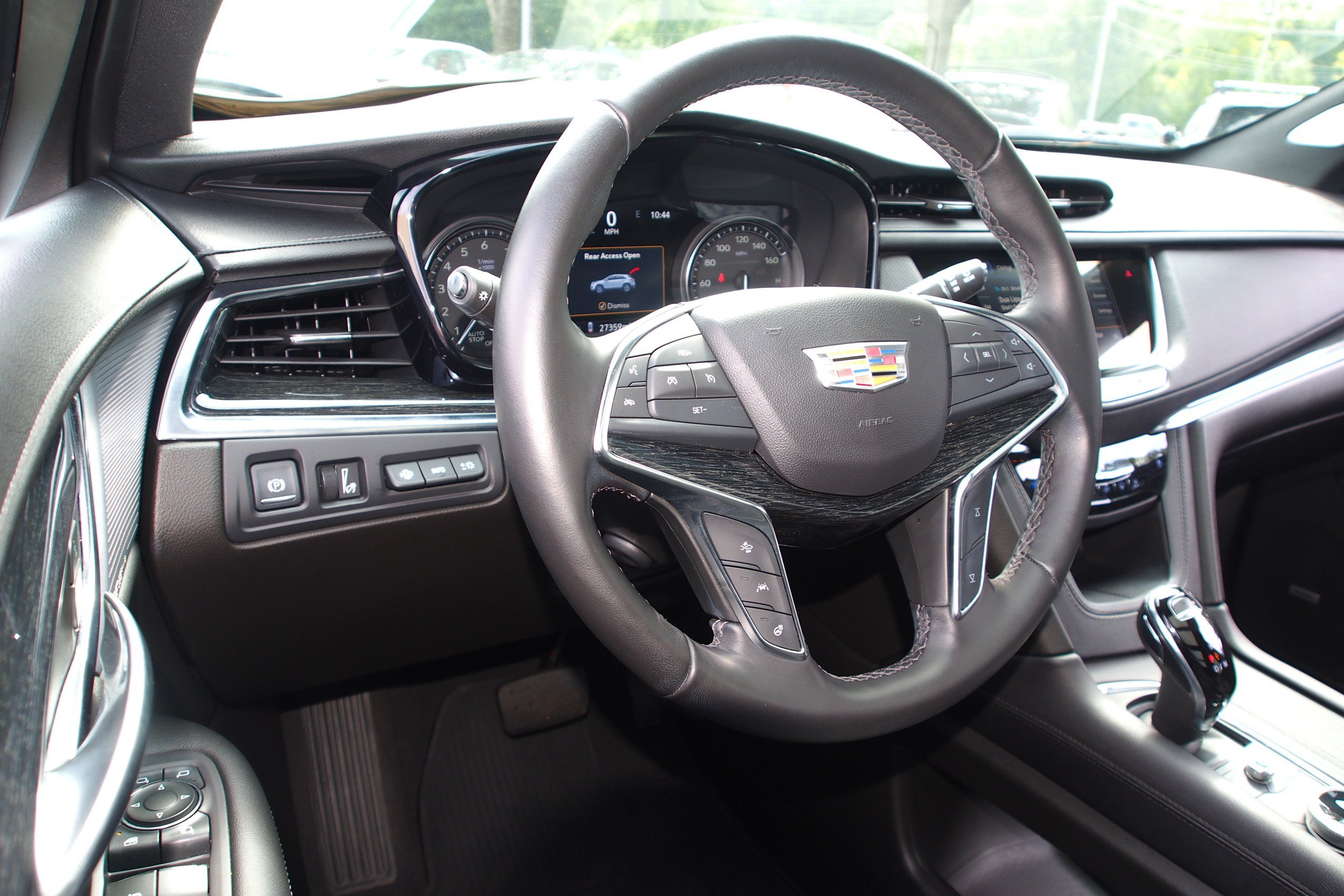 Used 2022 Cadillac XT5 Premium Luxury w/ Technology Package FWD image 18