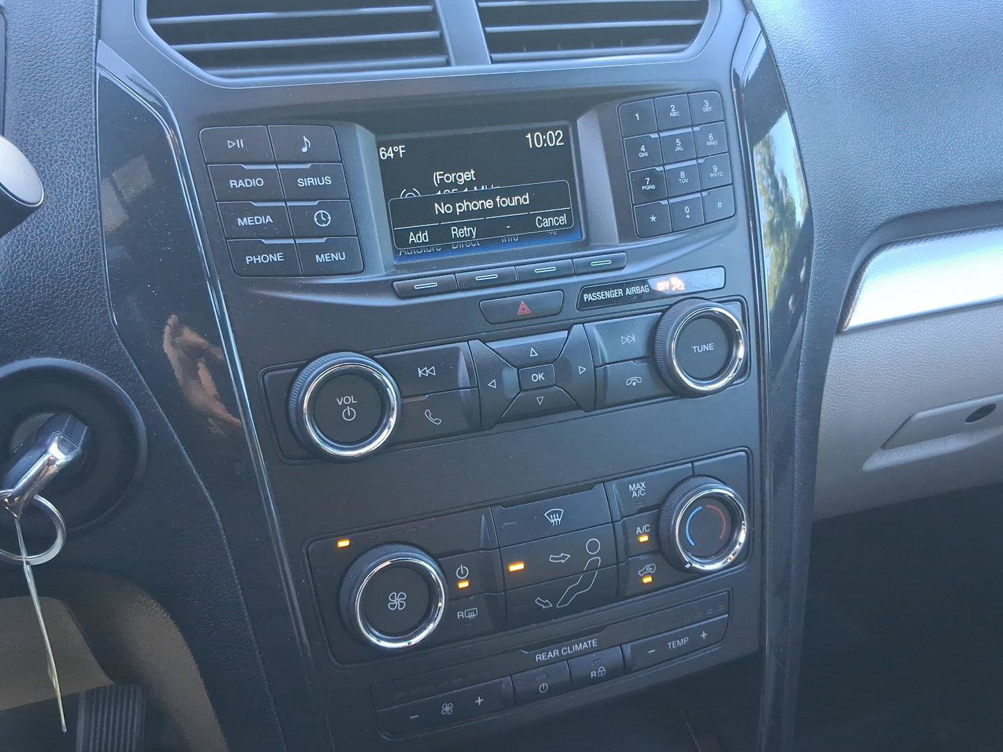 Certified 2019 Ford Explorer FWD image 18