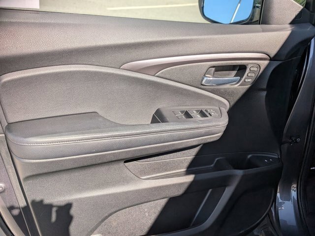 Used 2021 Honda Pilot Special Edition image 13