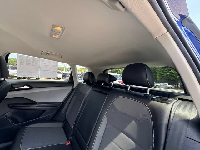 Used 2022 Volkswagen Taos SE FWD image 30