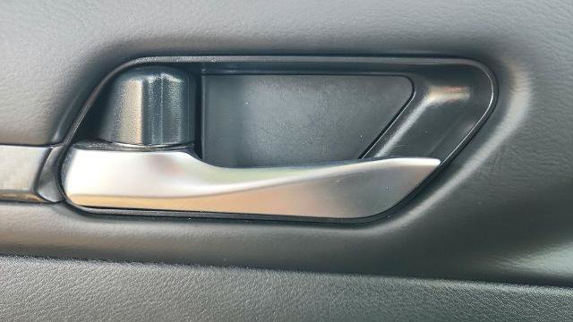 Used 2024 Nissan Altima 2.5 SV FWD image 19