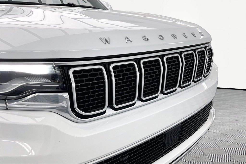 Used 2022 Jeep Wagoneer Series II AWD/4WD image 29