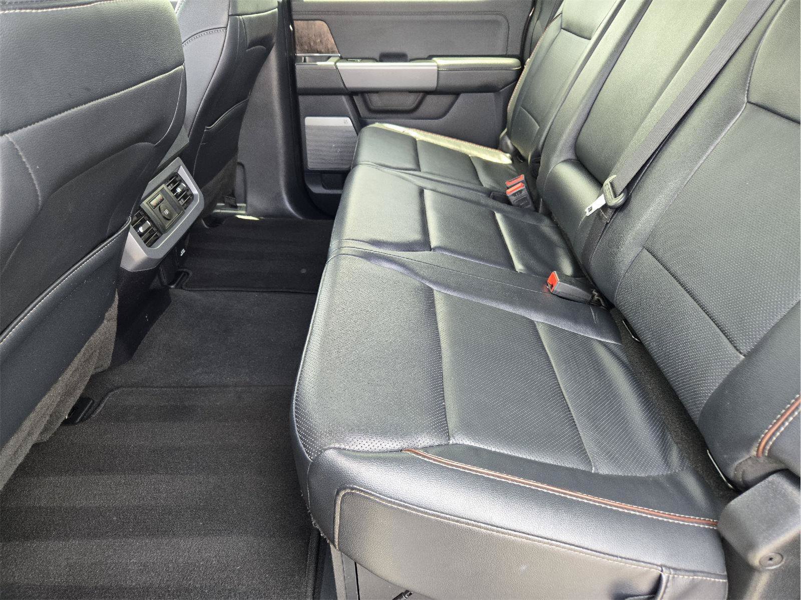 Certified 2024 Ford F350 Lariat w/ Lariat Ultimate Package AWD/4WD image 30